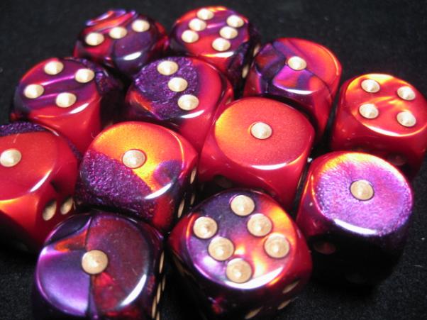 Chessex: Purple-Red/Gold Gemini 16mm d6 (12)