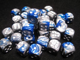 Chessex: Blue-Steel/White Gemini 12mm d6 (36)